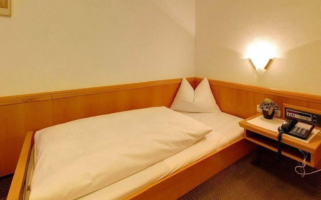Hotel Staffler Odelzhausen Εξωτερικό φωτογραφία