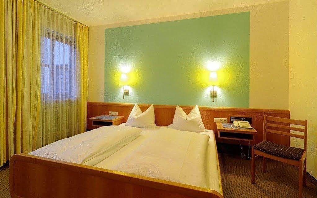 Hotel Staffler Odelzhausen Εξωτερικό φωτογραφία